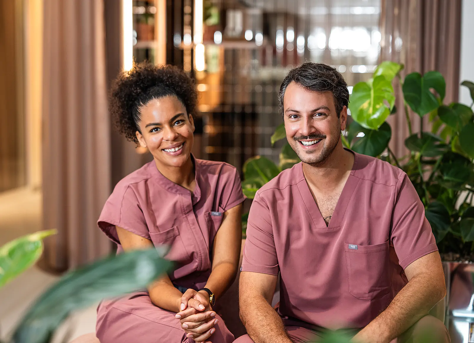 studio dental neu isenburg team amar gangale und chantal akakpo 2